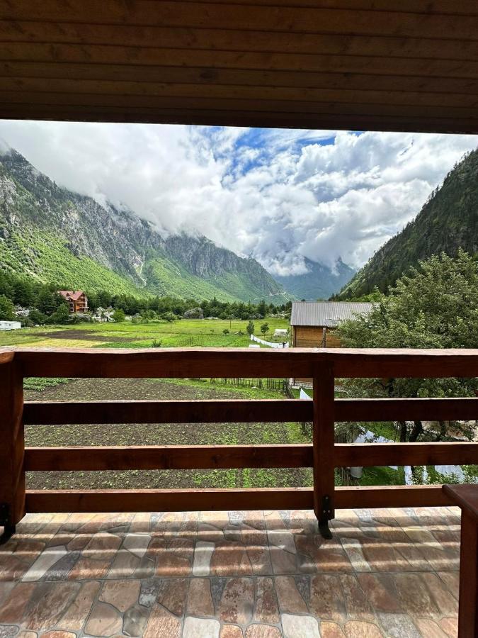 Residence Quku Valbones Eksteriør billede